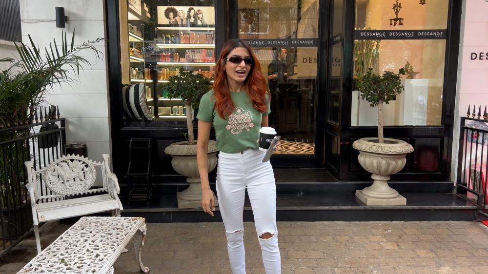 samantha-prabhu-was-seen-at-a-popular-salon-in-bandra-taking-time-for-self-care-and-looking-effortlessly-stylish